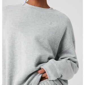 ALO Accolade Crew Neck Pullover